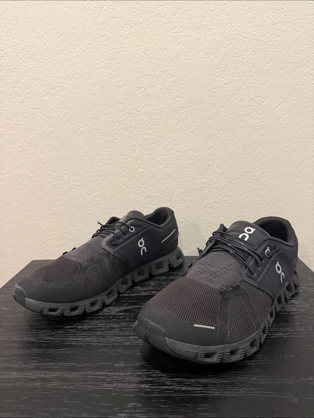 On Running Running Men's Cloudswift Black Running Shoes
